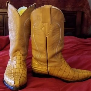 Gator Womens Cowboy Boots.